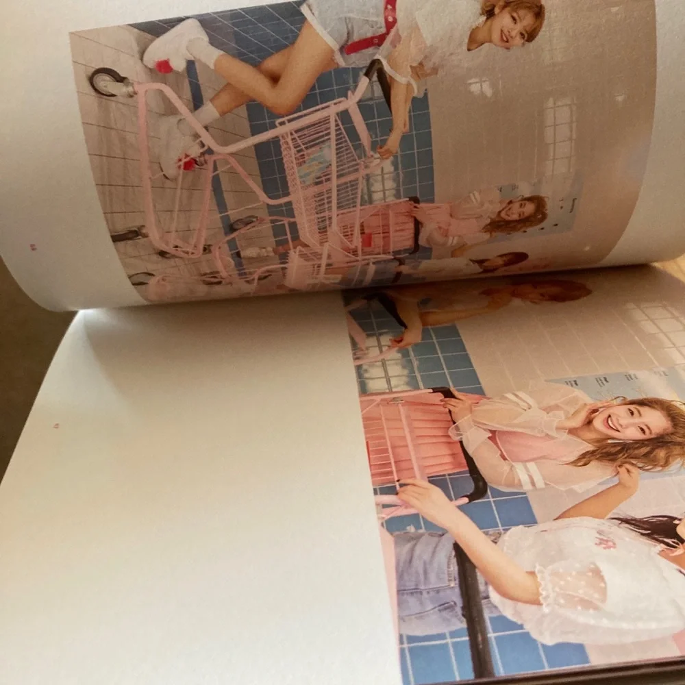 Signal by Twice Korea - Picture 4 of 6